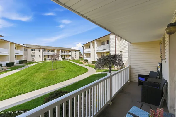 $454,900 | 35 Wharfside Drive, Monmouth Beach, NJ 07750