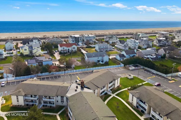 $454,900 | 35 Wharfside Drive, Monmouth Beach, NJ 07750