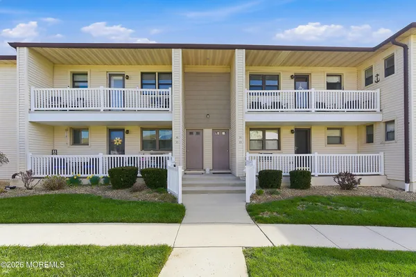 $454,900 | 35 Wharfside Drive, Monmouth Beach, NJ 07750