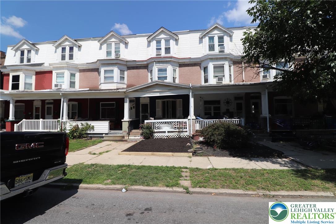 441 Franklin Avenue Palmerton, PA 18071 - Photo 1 of 31 a front view of a house with a yard