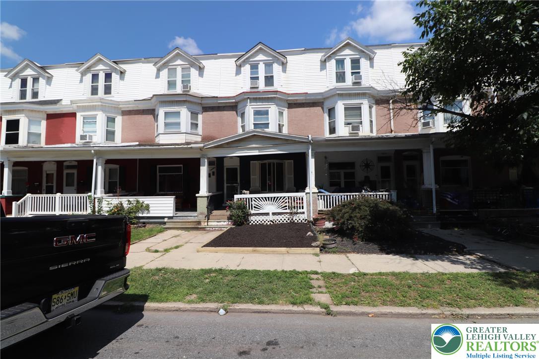 441 Franklin Avenue Palmerton, PA 18071 - Photo 24 of 31 a front view of a house with a yard