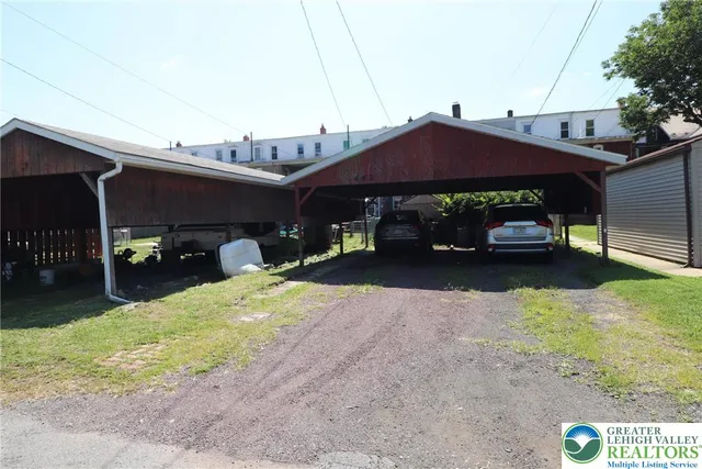 $179,500 | 441 Franklin Avenue, Palmerton, PA 18071