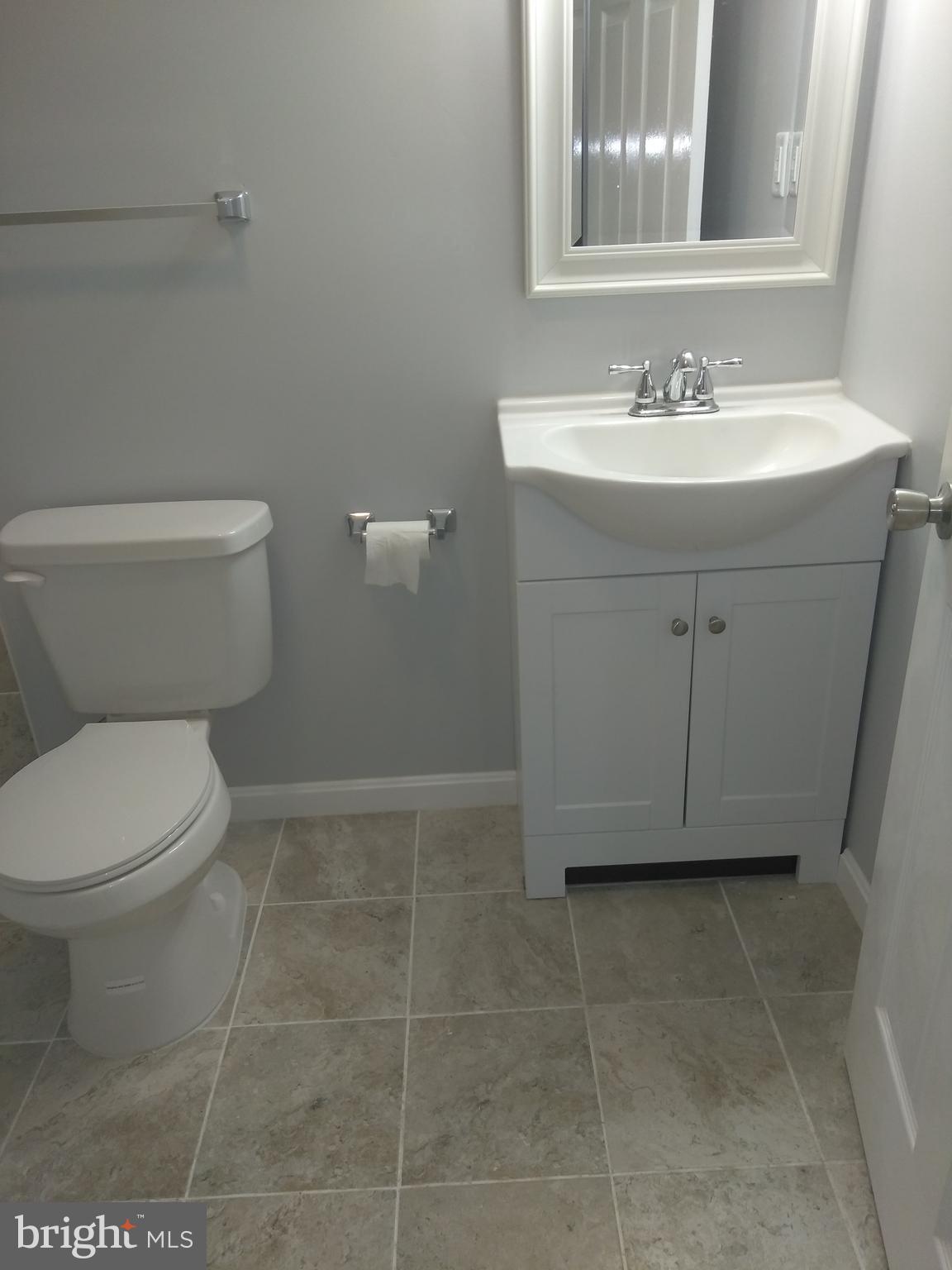 1831 Ridgewick Road Glen Burnie, MD 21061 - Photo 8 of 17 Bath