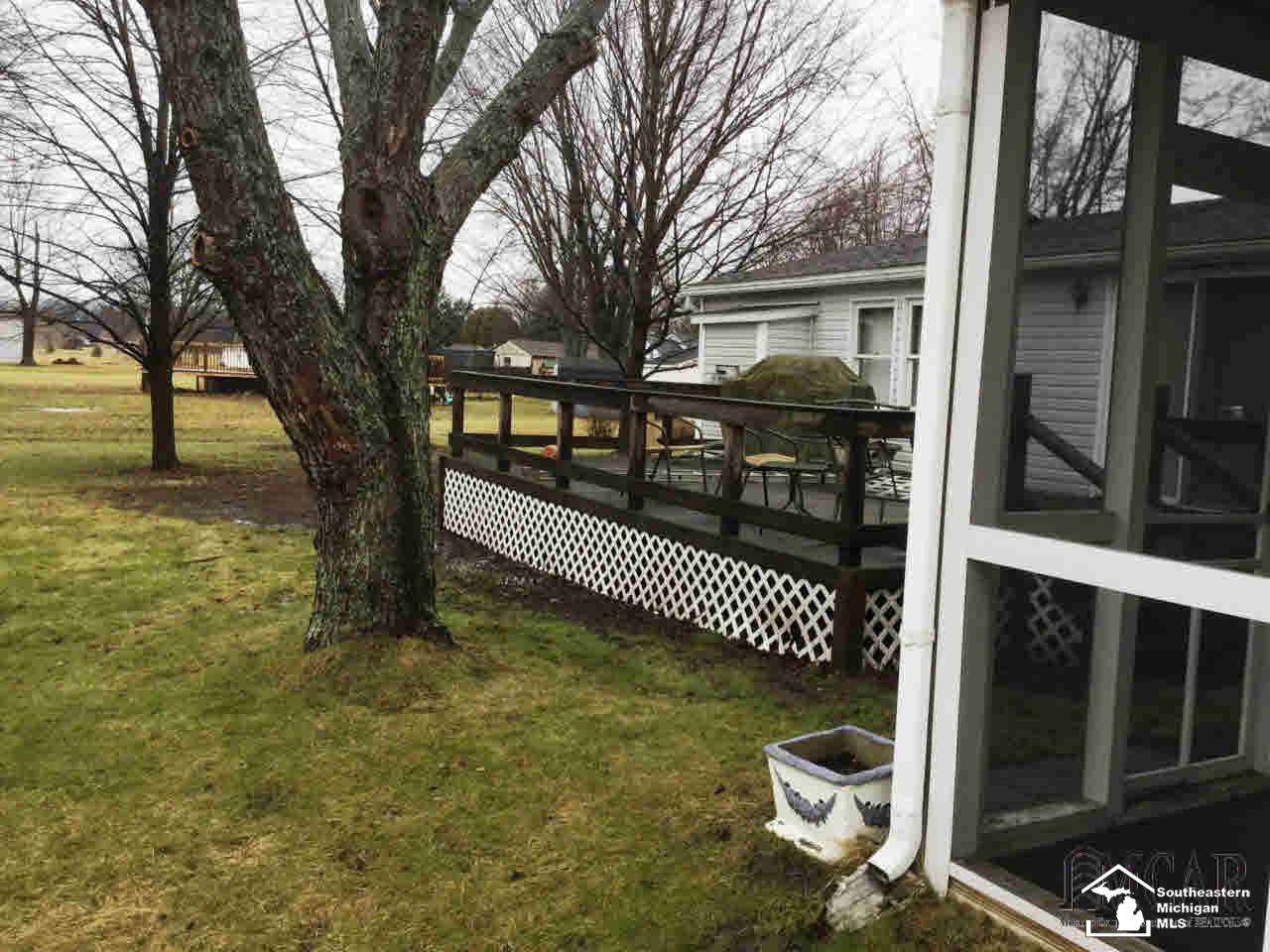 1905 Lasalle Road Monroe, MI 48162 - Photo 14 of 14 Screen Porch/Deck
