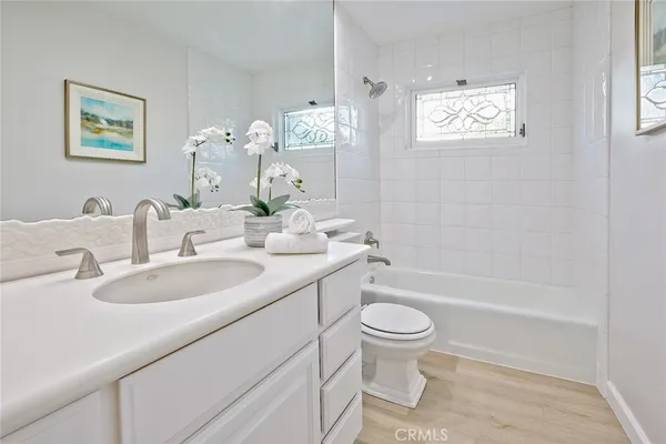 $2,499,999 | 418 East Bay Street, Costa Mesa, CA 92627