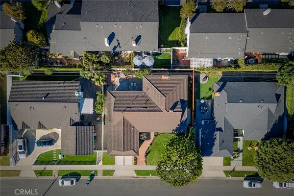 $2,499,999 | 418 East Bay Street, Costa Mesa, CA 92627