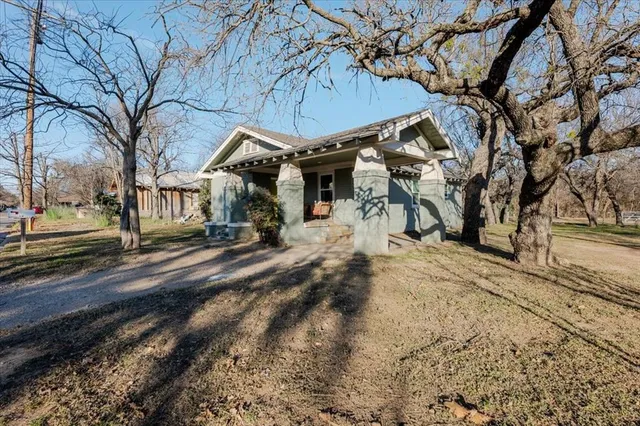 $249,000 | 1302 Northwest 3rd Avenue, Mineral Wells, TX 76067