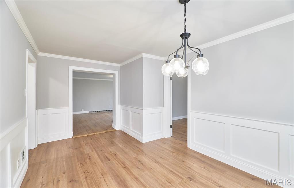 627 Bermuda Drive St. Louis, MO 63121 - Photo 11 of 29