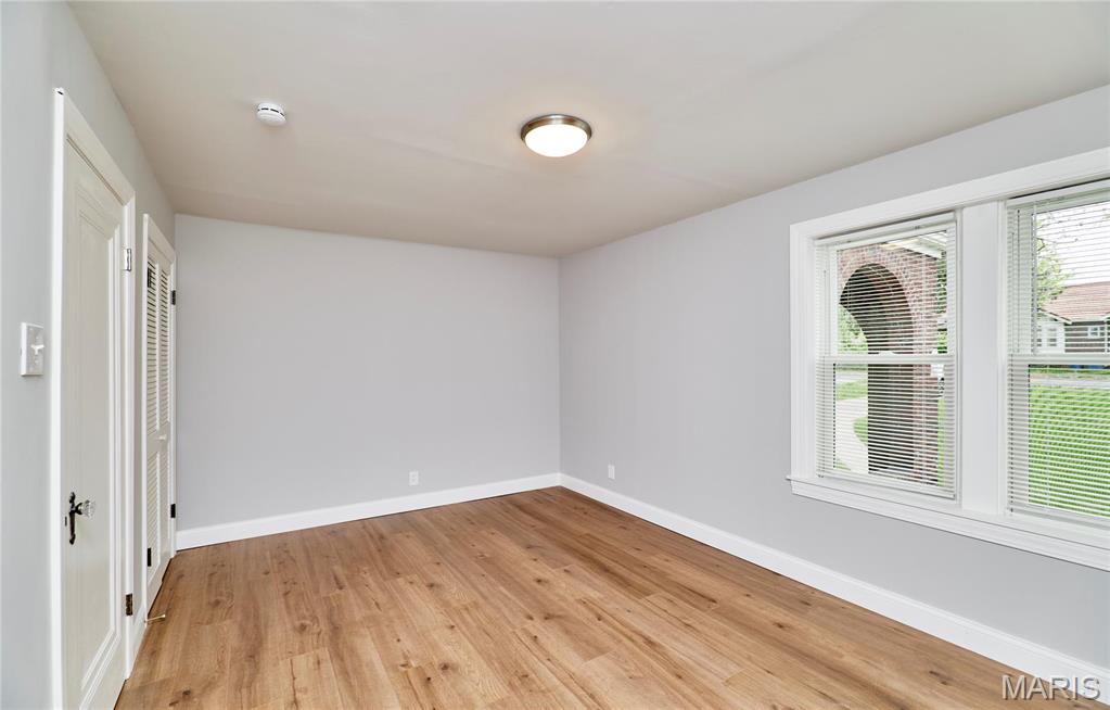 627 Bermuda Drive St. Louis, MO 63121 - Photo 13 of 29