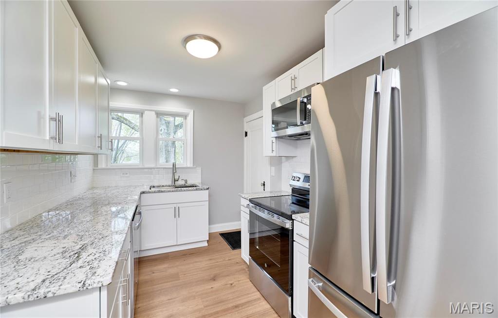 627 Bermuda Drive St. Louis, MO 63121 - Photo 14 of 29