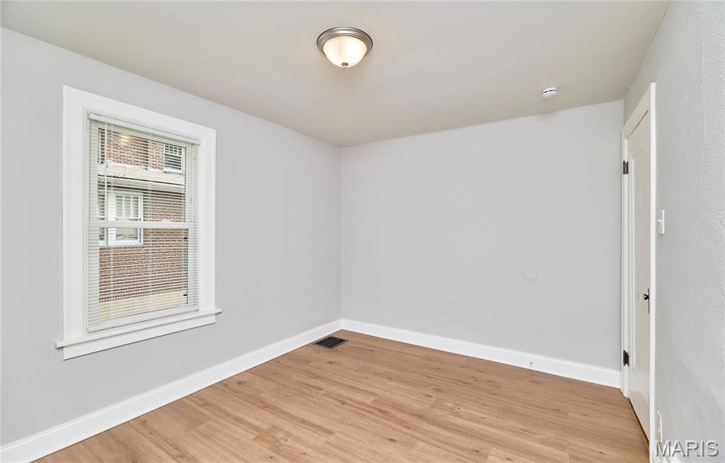 627 Bermuda Drive St. Louis, MO 63121 - Photo 21 of 29