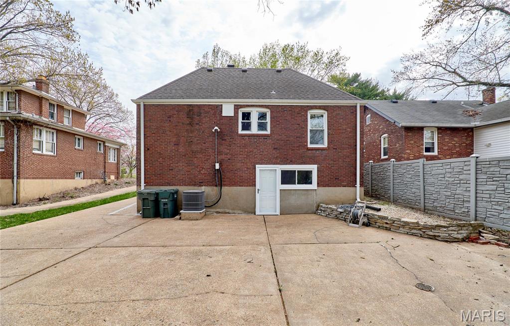 627 Bermuda Drive St. Louis, MO 63121 - Photo 29 of 29