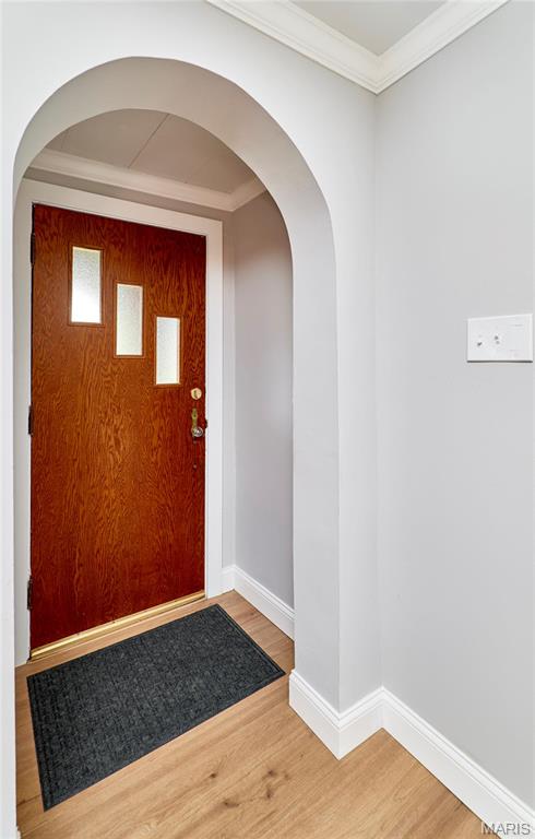 627 Bermuda Drive St. Louis, MO 63121 - Photo 3 of 29