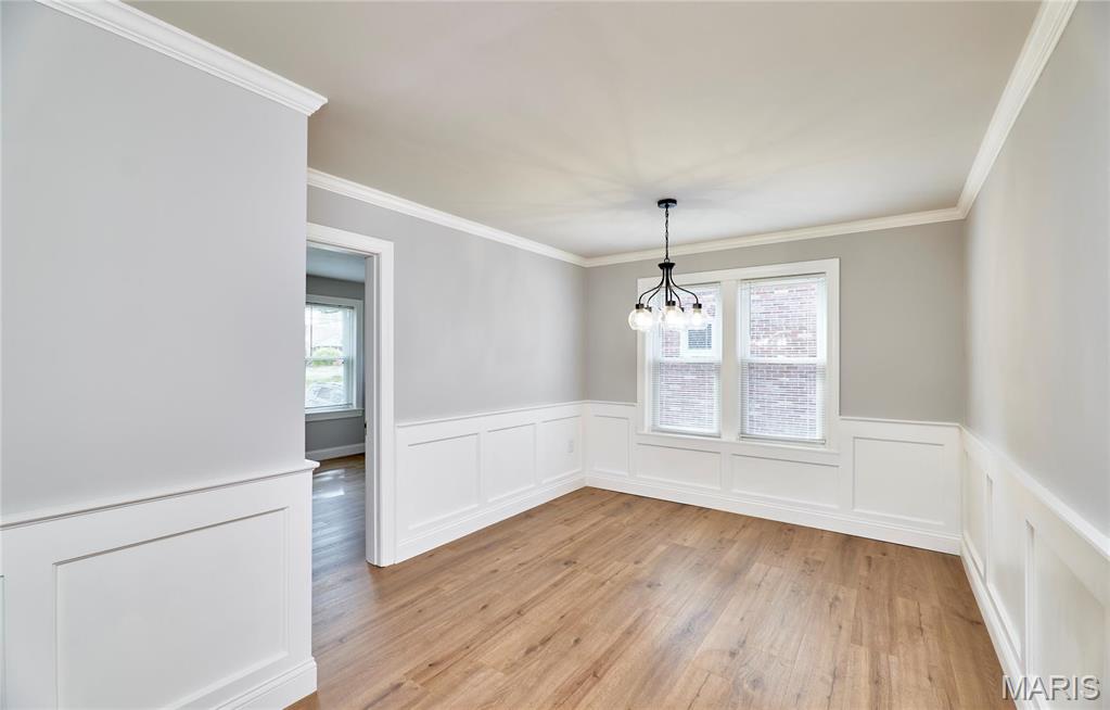 627 Bermuda Drive St. Louis, MO 63121 - Photo 10 of 29