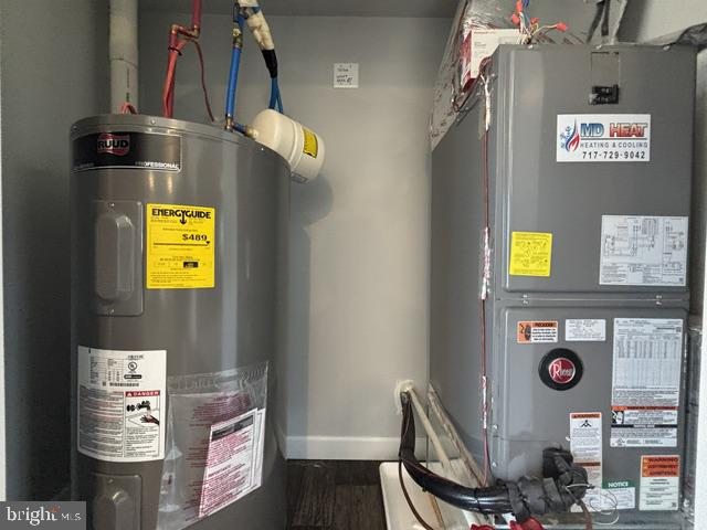 6004 Orrstown Road Orrstown, PA 17244 - Photo 16 of 31 Utility space with modern appliances.