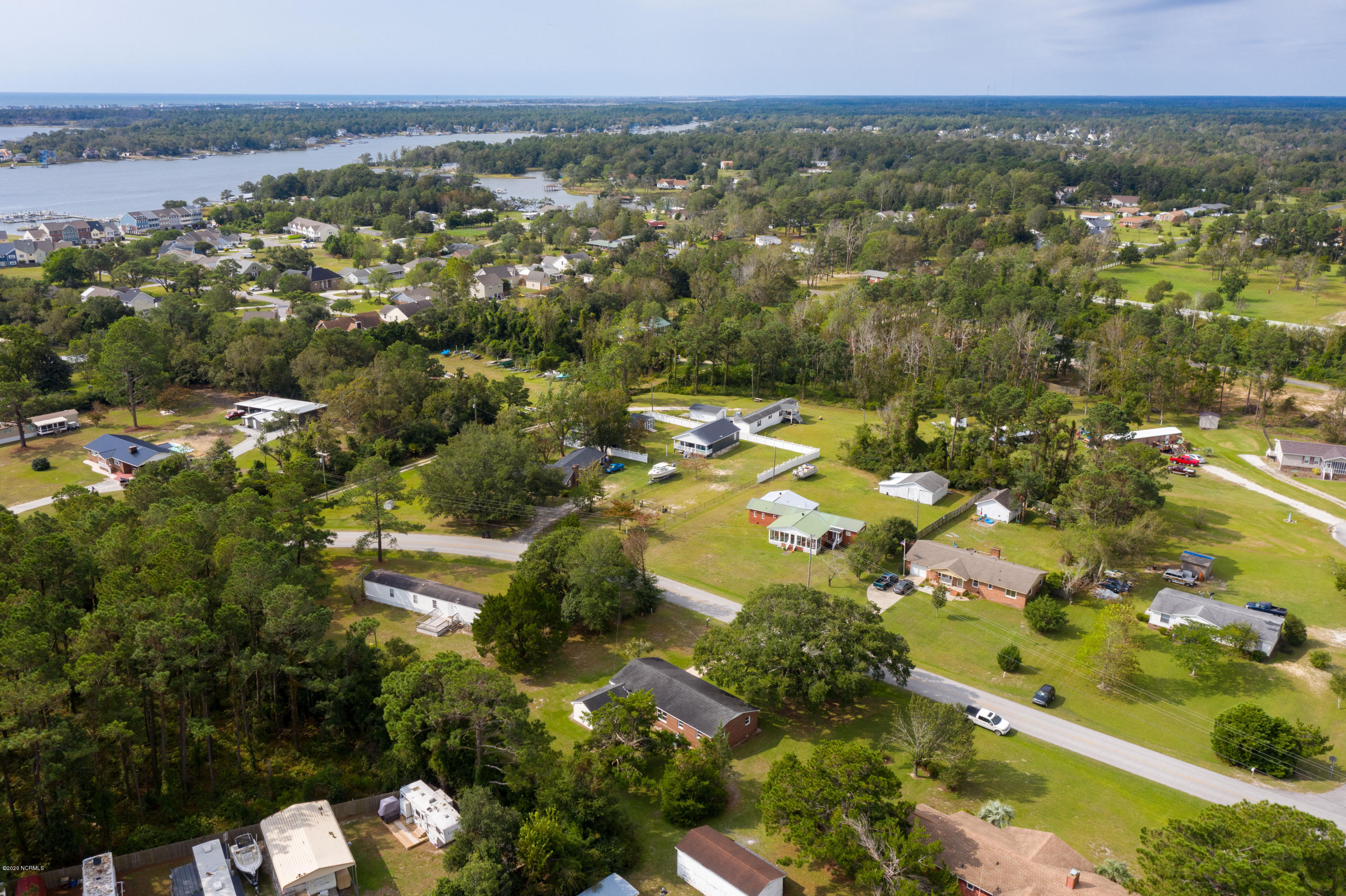137 Swan Point Road Sneads Ferry, NC 28460 - Photo 5 of 23 137 Swan Point - Aerials_5