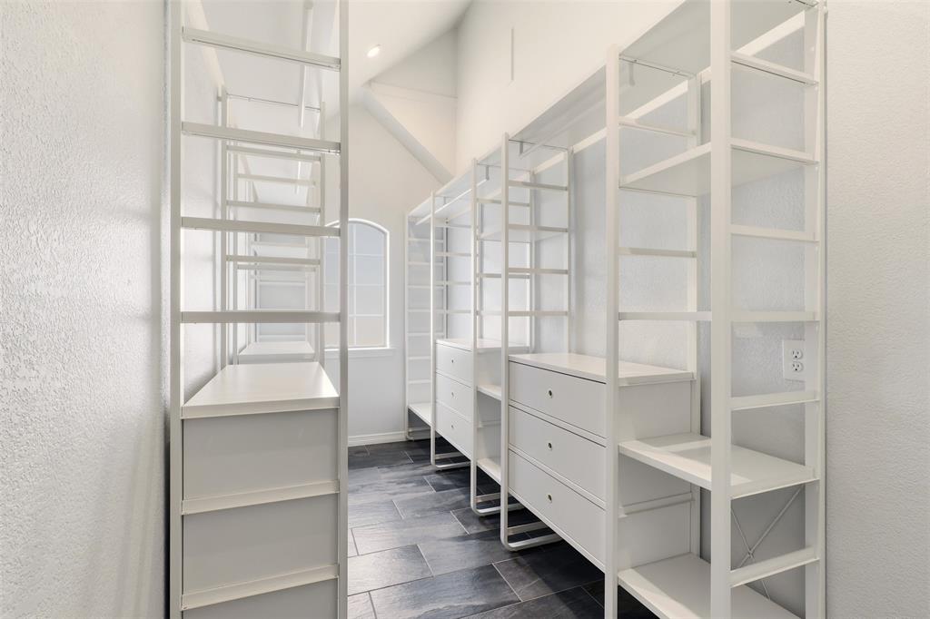 1904 Strait Lane Flower Mound, TX 75028 - Photo 22 of 33 walk in closet with window