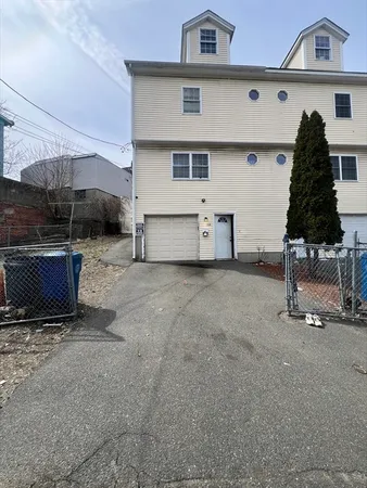 $399,900 | 164 Union Street, Unit 164, Lawrence, MA 01841