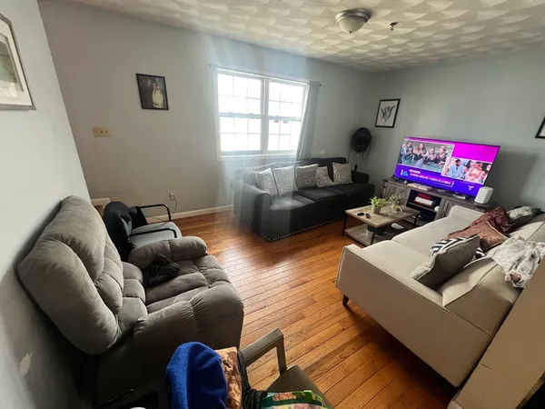 $399,900 | 164 Union Street, Unit 164, Lawrence, MA 01841