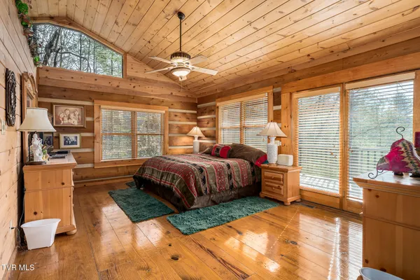 $615,000 | 254 Ivy Wood Lane, Mountain City, TN 37683