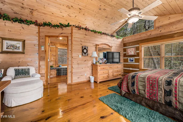 $625,000 | 254 Ivy Wood Lane, Mountain City, TN 37683