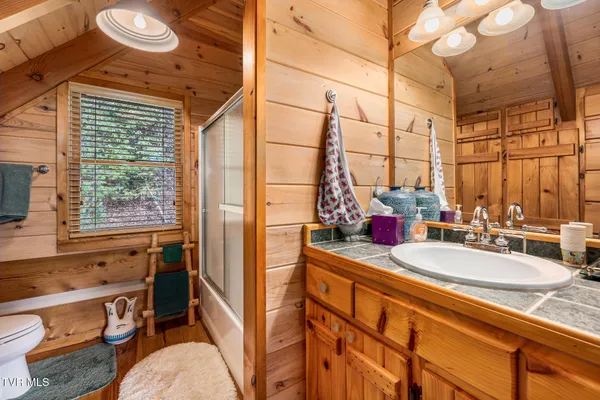 $615,000 | 254 Ivy Wood Lane, Mountain City, TN 37683