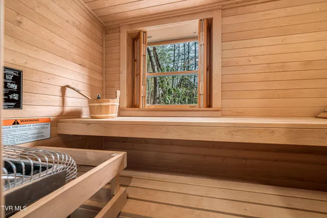 $625,000 | 254 Ivy Wood Lane, Mountain City, TN 37683