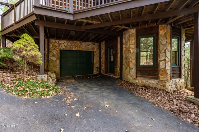 $625,000 | 254 Ivy Wood Lane, Mountain City, TN 37683