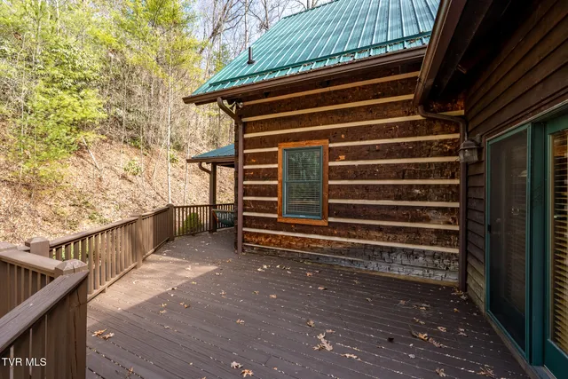 $625,000 | 254 Ivy Wood Lane, Mountain City, TN 37683