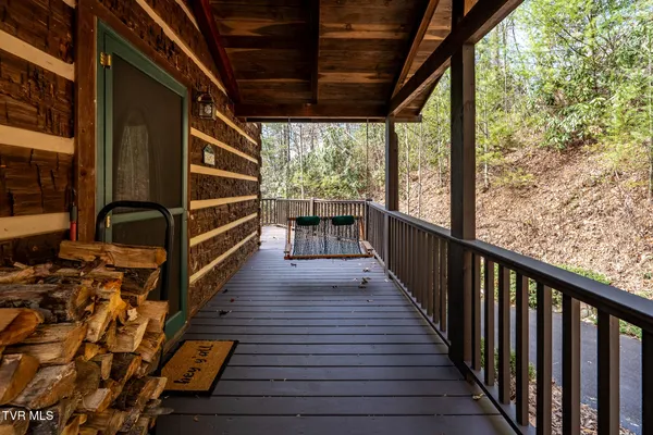 $615,000 | 254 Ivy Wood Lane, Mountain City, TN 37683