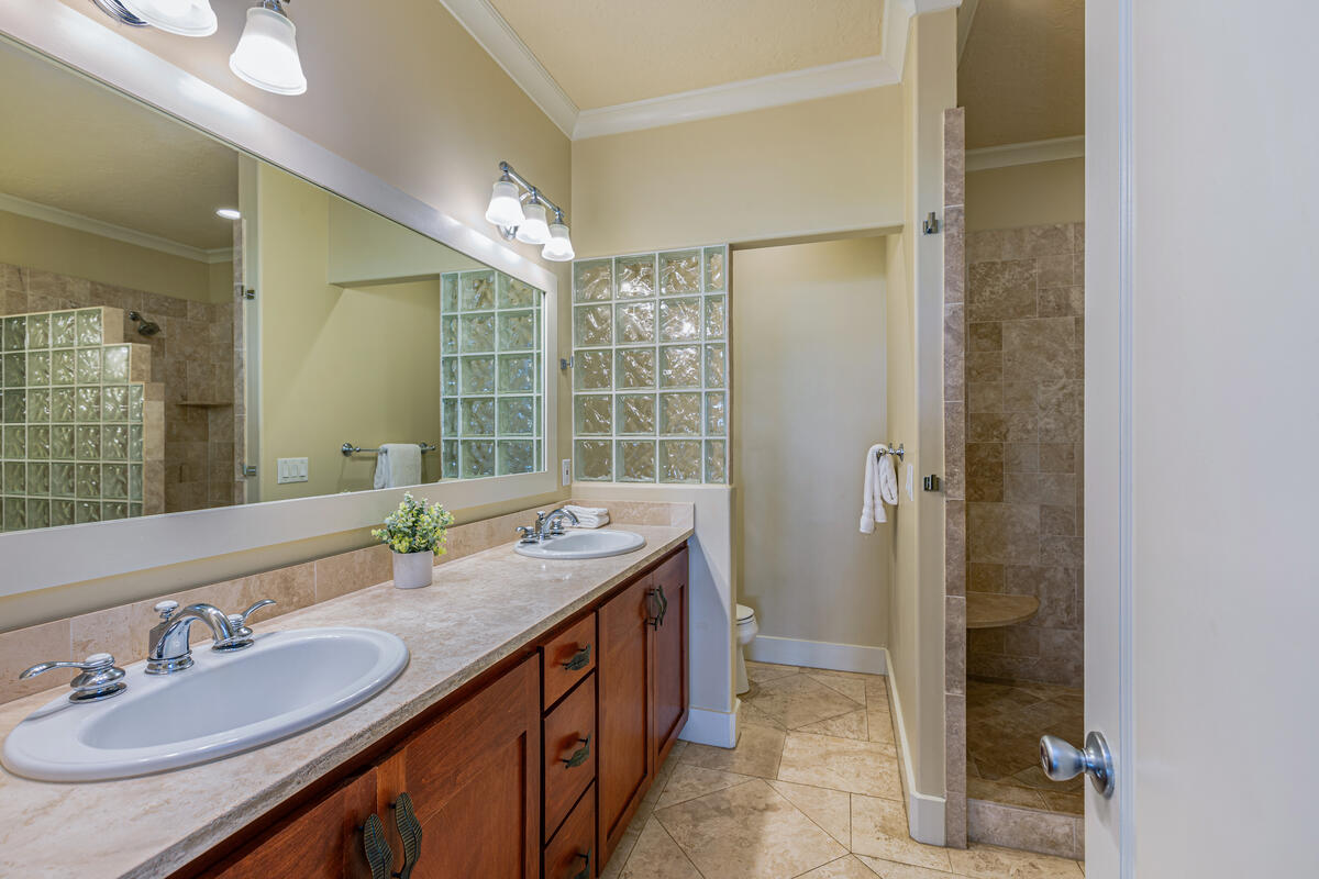 2387 Ho'ohu Road, Unit H212 Koloa, HI 96756 - Photo 12 of 27 Gallery Image 12