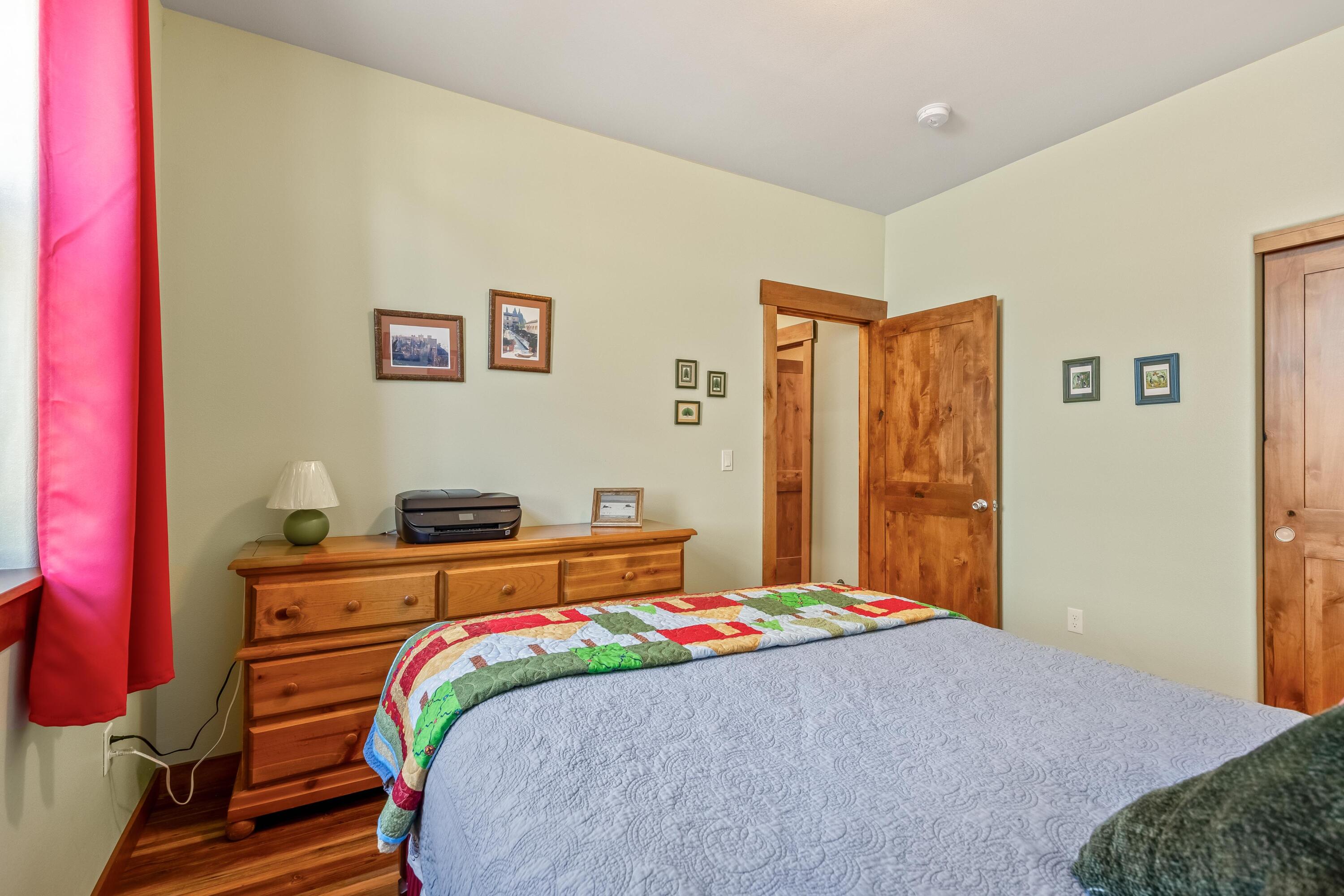 561 Southeast Stearns Road Prineville, OR 97754 - Photo 22 of 46