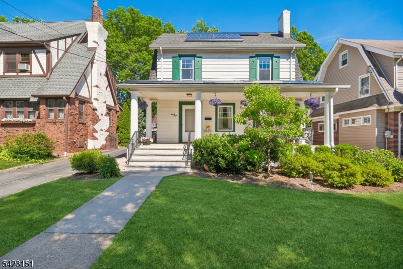 28 Rutgers Street Maplewood, NJ 07040 - Photo 1 of 44