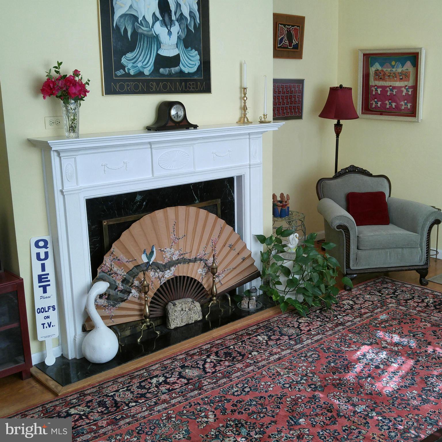 6209 Tramore Road Baltimore, MD 21214 - Photo 4 of 29 Living Room