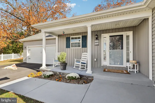 $399,900 | 268 Shannon Court, Inwood, WV 25428