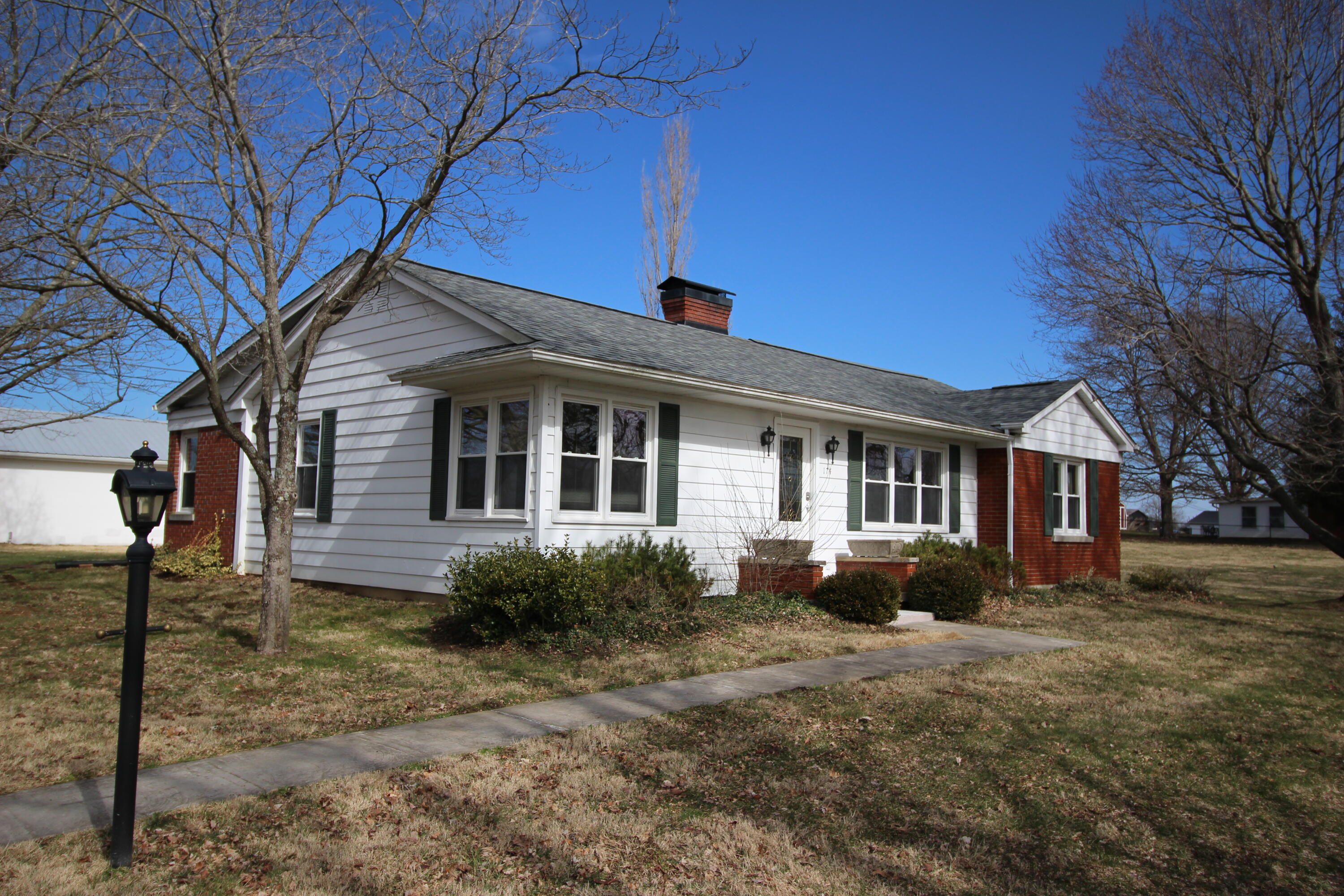 174 Sebree Road Stamping Ground, KY 40379 - Photo 2 of 101 IMG_0446 (1)