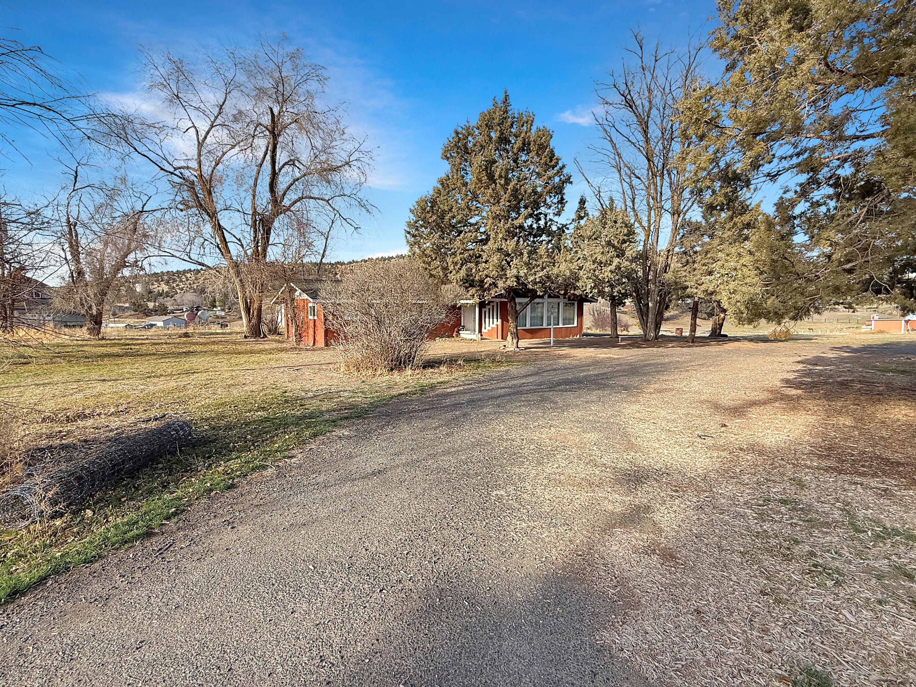 643 North Coles Road Prineville, OR 97754 - Photo 30 of 45 1a39878b42f38b3adb1c0521dc06f04248e121d2