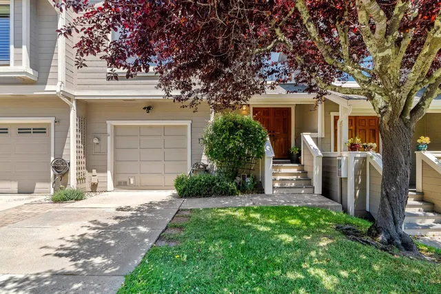 $855,000 | 17 Carriage Lane, Scotts Valley, CA 95066