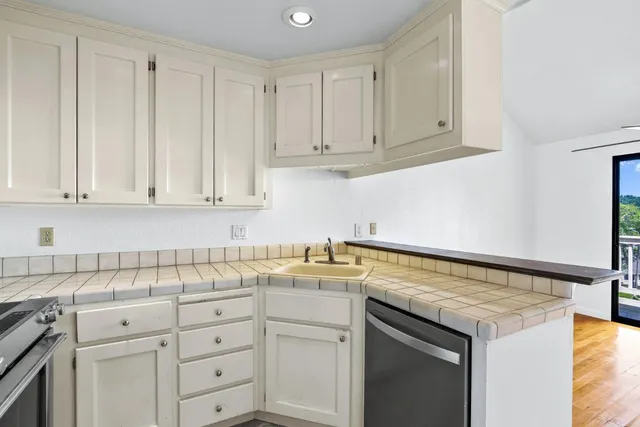 $855,000 | 17 Carriage Lane, Scotts Valley, CA 95066