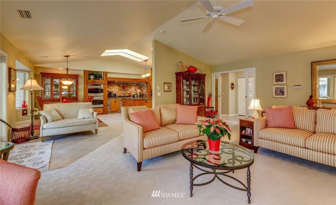 311 Fieldston Road Bellingham, WA 98225 - Photo 9 of 25