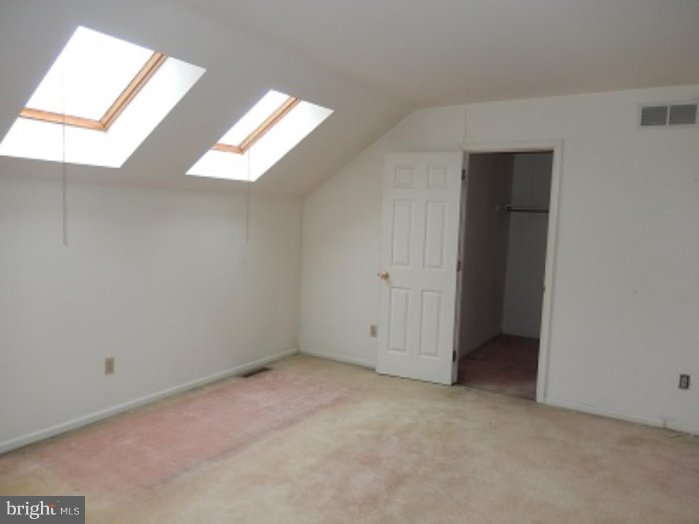 205 West Silver Fox Road Newark, DE 19702 - Photo 12 of 19 Gallery Image 12
