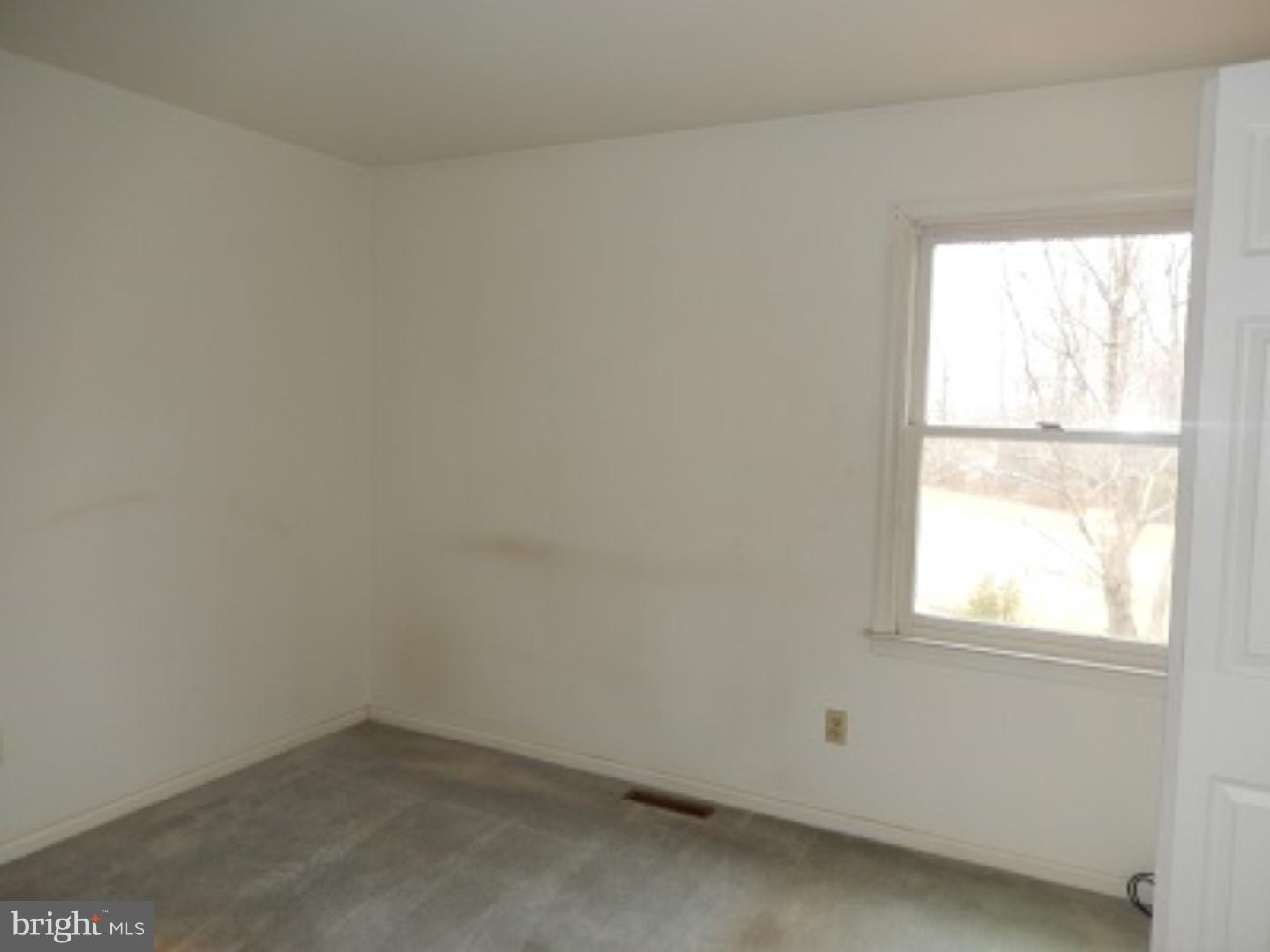 205 West Silver Fox Road Newark, DE 19702 - Photo 16 of 19 Gallery Image 16