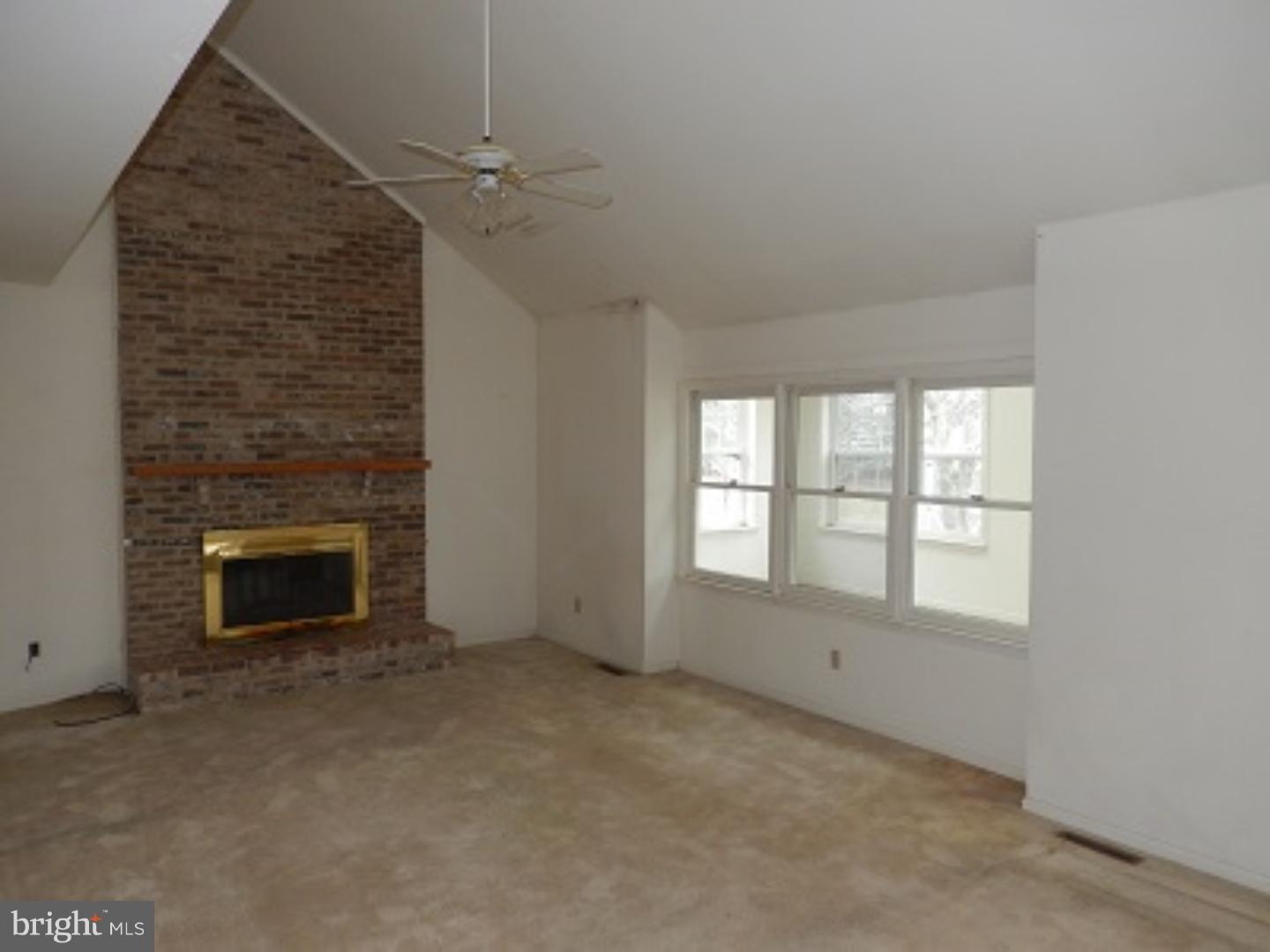 205 West Silver Fox Road Newark, DE 19702 - Photo 8 of 19 Gallery Image 8