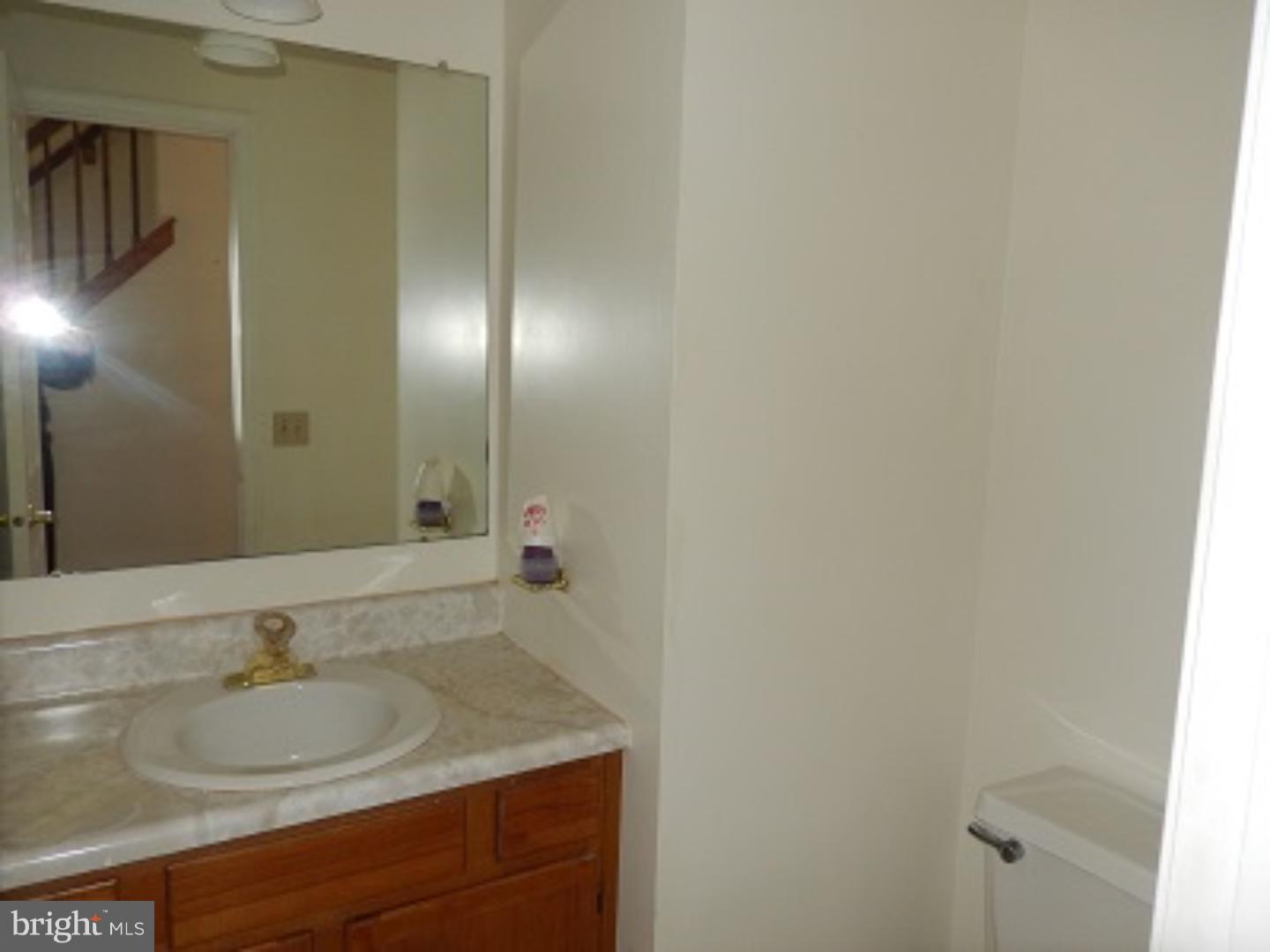 205 West Silver Fox Road Newark, DE 19702 - Photo 9 of 19 Gallery Image 9