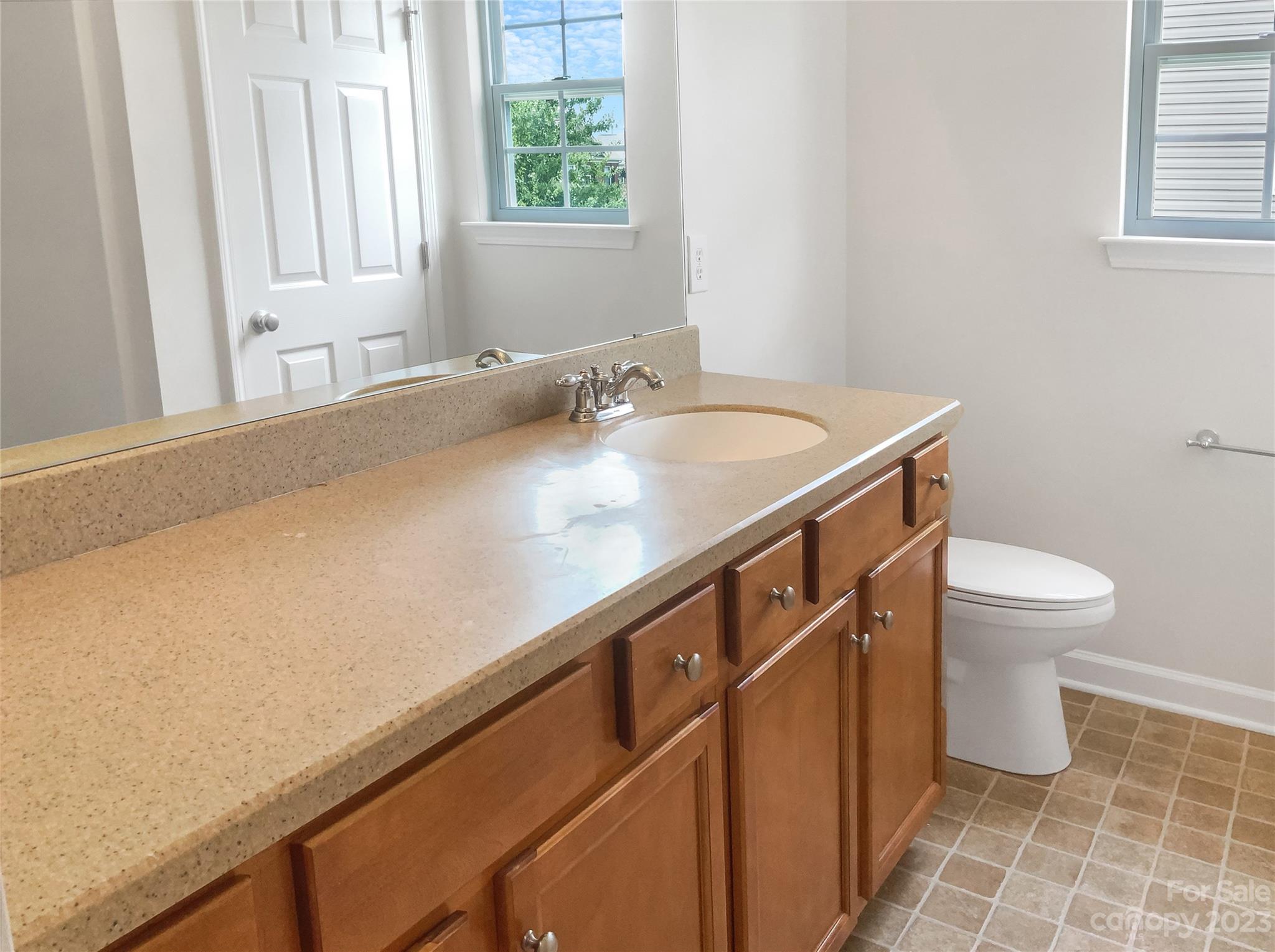 2011 Pin Hook Road Charlotte, NC 28215 - Photo 20 of 21 Gallery Image 20
