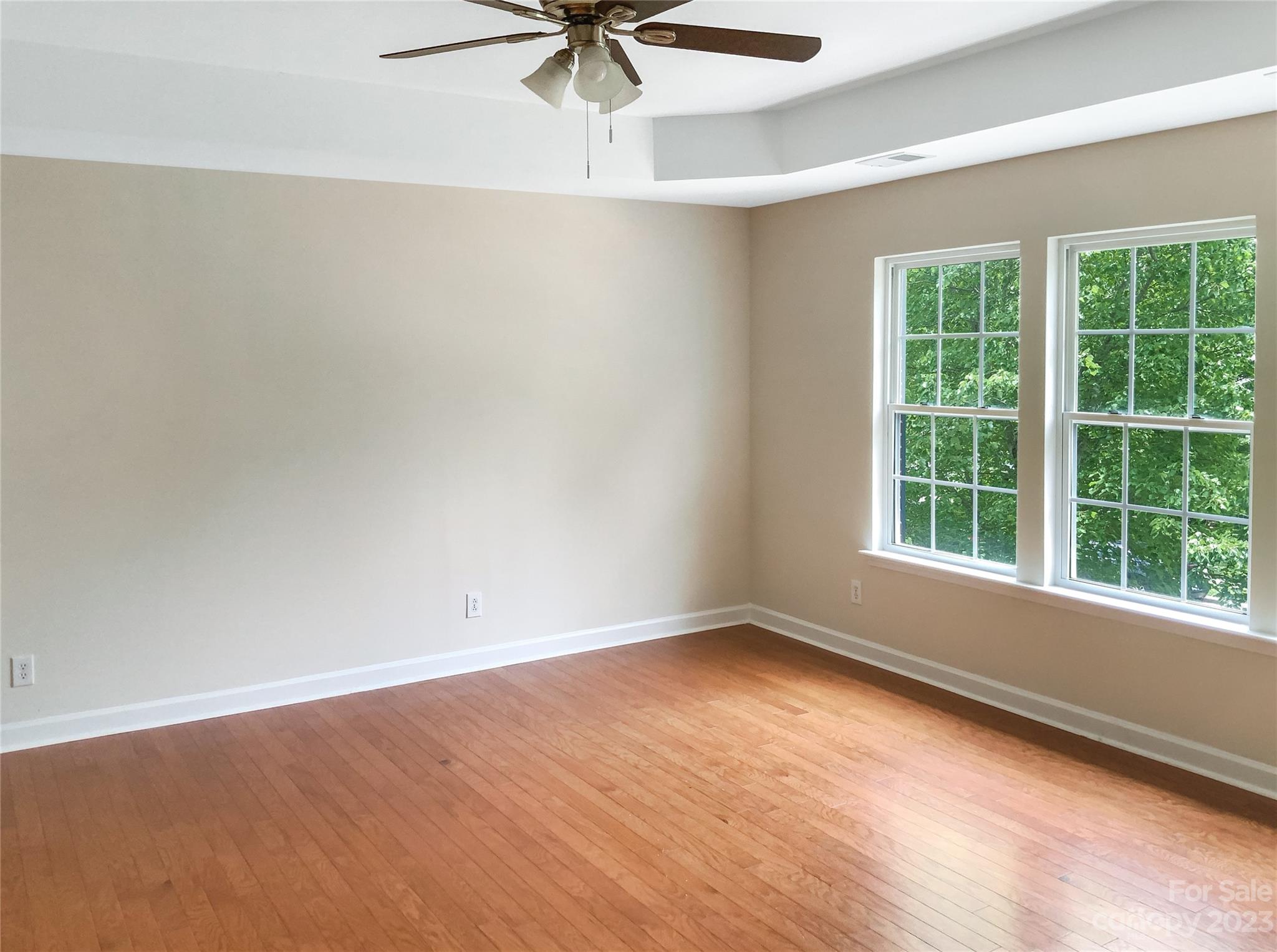 2011 Pin Hook Road Charlotte, NC 28215 - Photo 5 of 21 Gallery Image 5