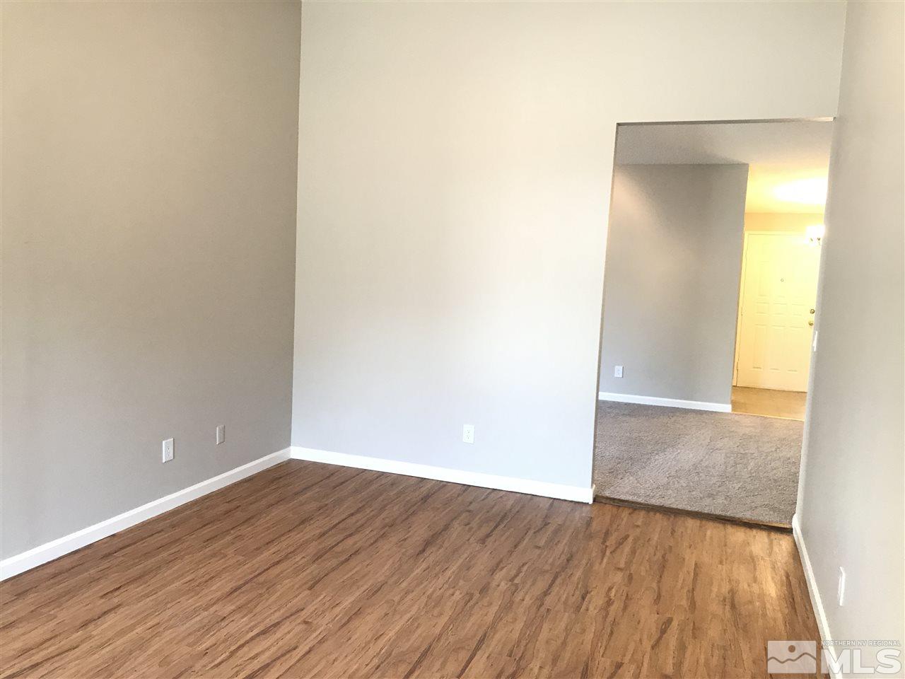 4735 Travis Way Reno, NV 89502 - Photo 8 of 23 Photo 8