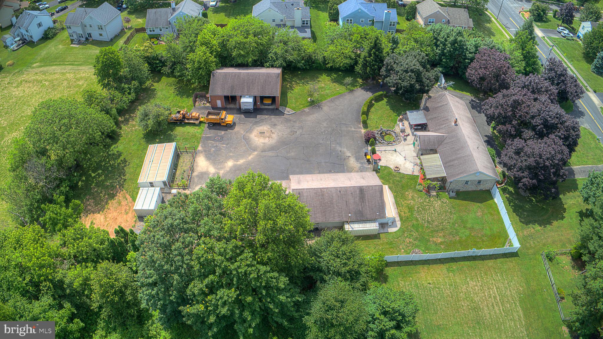 727 Jarrett Road Horsham, PA 19044 - Photo 11 of 33 Gallery Image 11