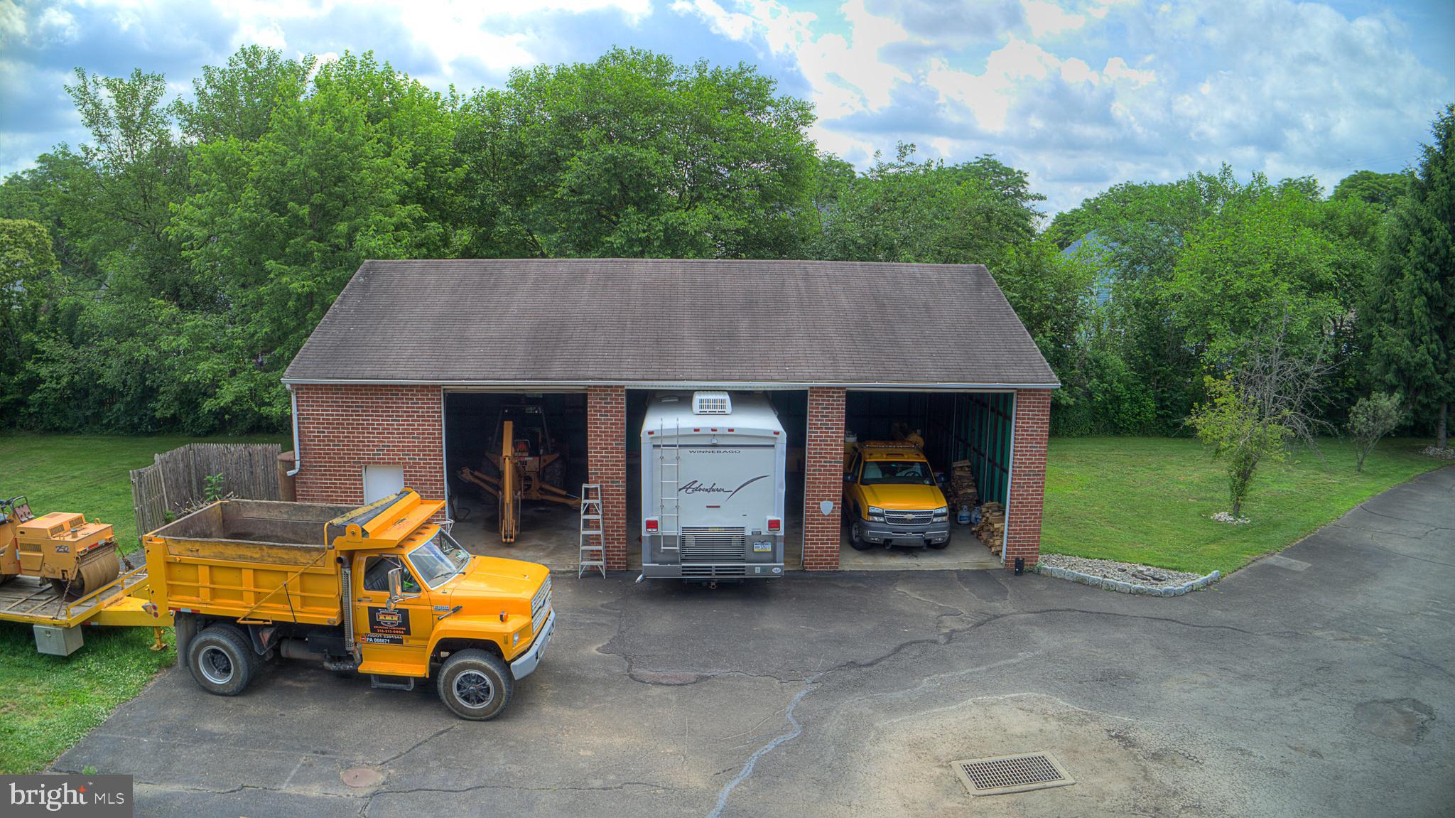 727 Jarrett Road Horsham, PA 19044 - Photo 13 of 33 Gallery Image 13