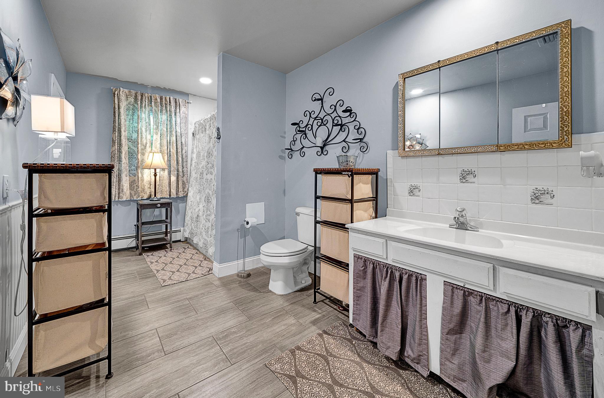 727 Jarrett Road Horsham, PA 19044 - Photo 32 of 33 Gallery Image 32